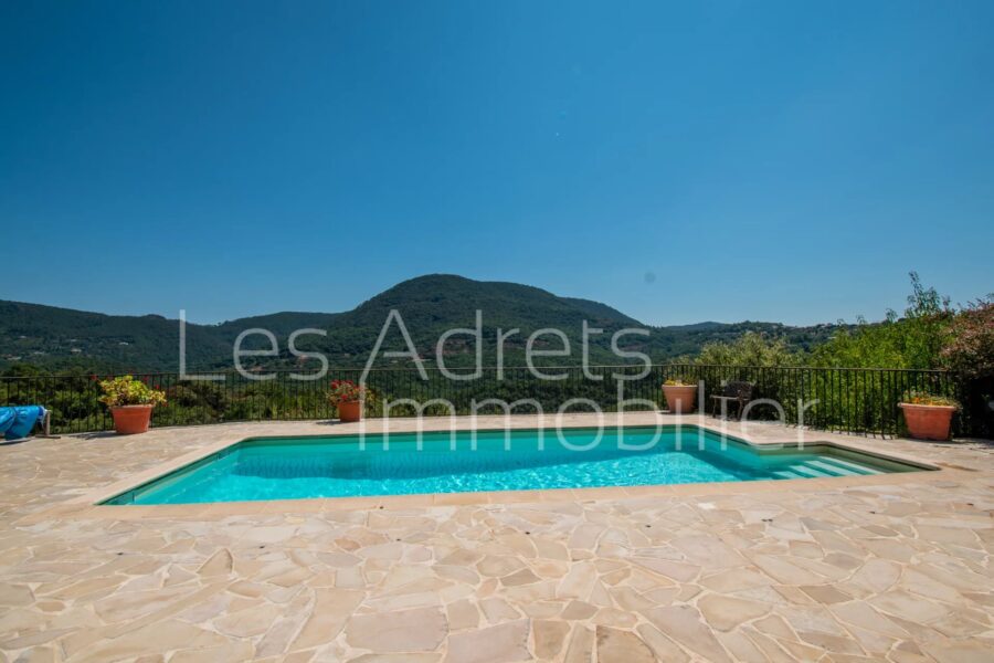 Maison à vendre à Les adrets-de-l&rsquo;estérel — Vue montagne — photo 17