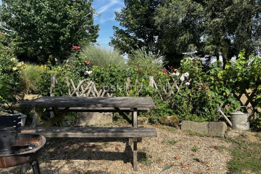 Maison à vendre à Buleon — Vue parc & jardin — photo 27