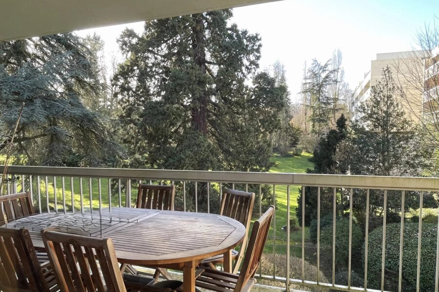 Appartement à vendre à Ville-d&rsquo;avray — Vue parc & jardin — photo 2