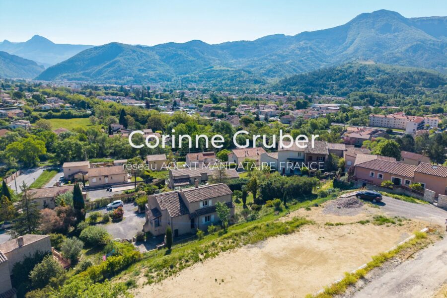 Terrain à vendre à Digne-les-bains — Vue montagne — photo 2
