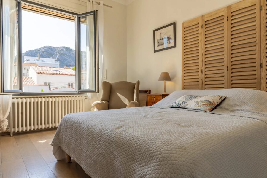 Maison à vendre à Marseille 8ème — Vue mer — photo 16