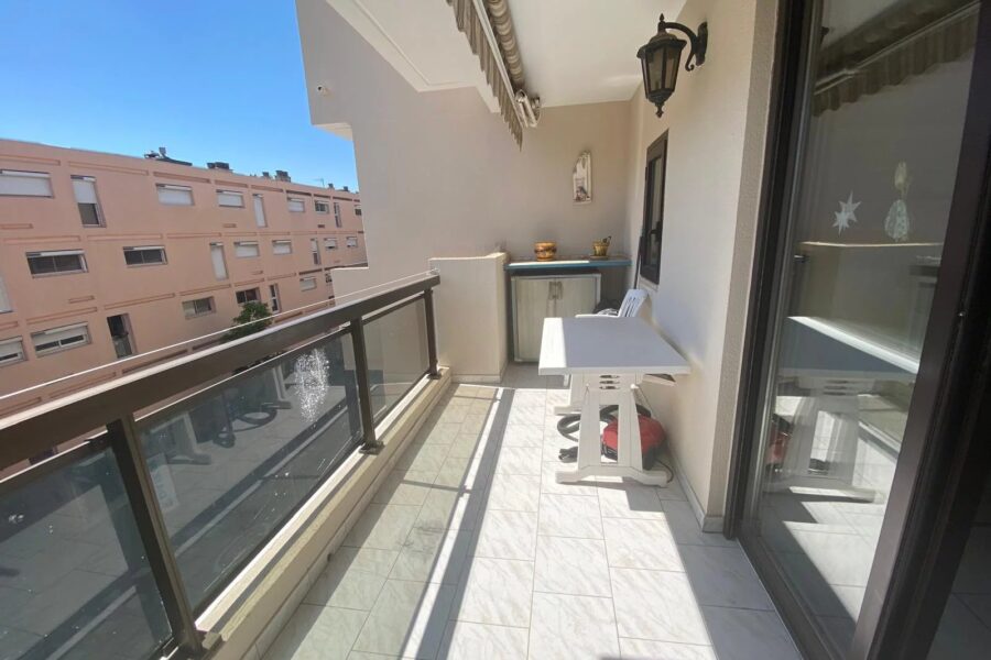Appartement à vendre à Le lavandou — Vue mer — photo 2