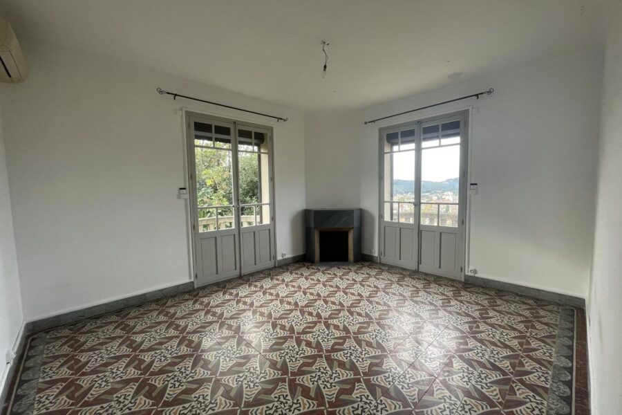 Maison à vendre à Draguignan — Vue sur la ville — photo 6