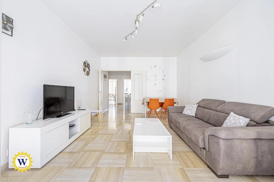 Appartement à louer à Nice — Vue sur la ville — photo 2