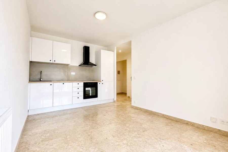 Appartement à vendre à Nice — Vue sur la ville — photo 3