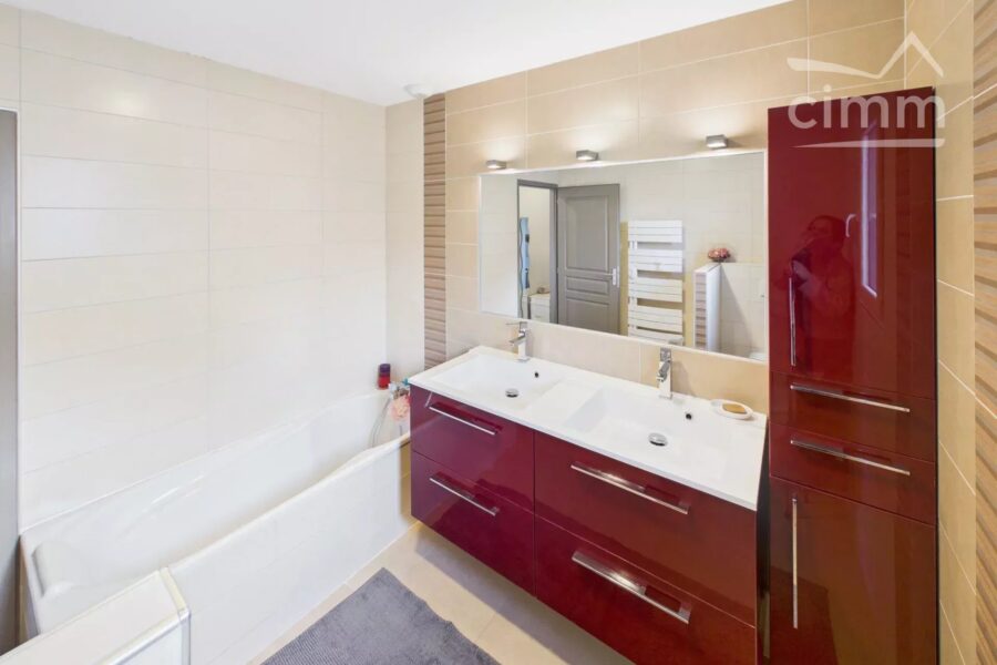 Maison à vendre à Claix — Vue montagne — photo 19