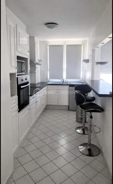 Appartement à vendre à Epinay sur seine — Vue sur la ville — photo 4
