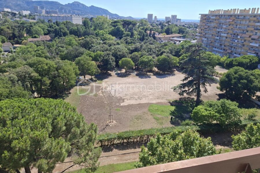 Appartement à vendre à Marseille 10e arrondissement — Vue mer — photo 1