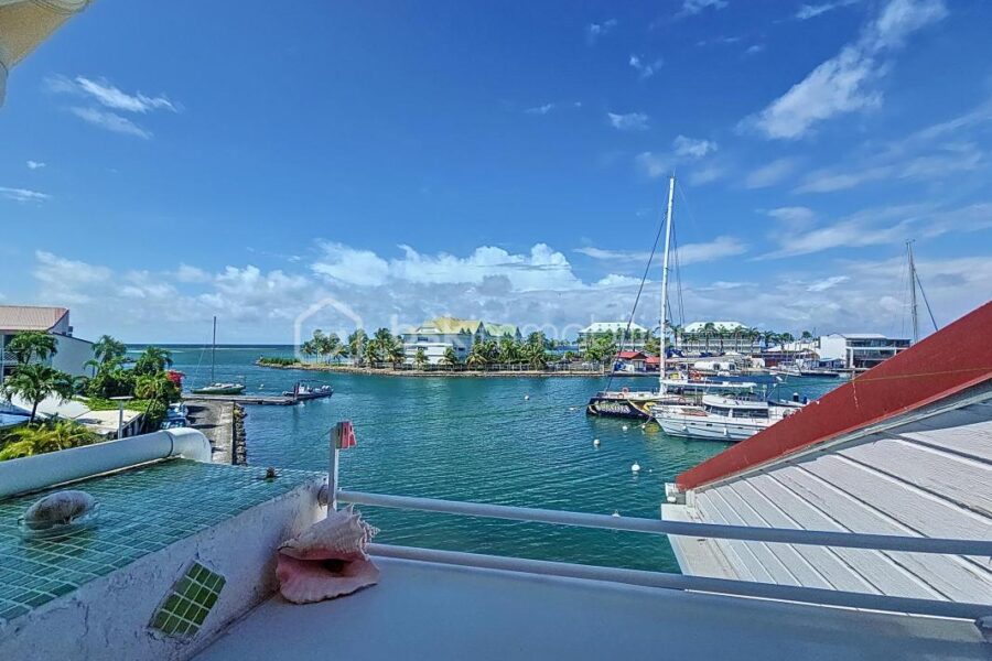 Appartement à vendre à Saint francois — Vue mer — photo 1