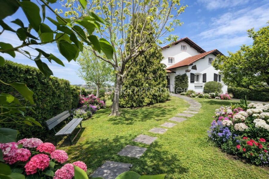 Maison à vendre à Saint jean de luz — Vue mer — photo 3