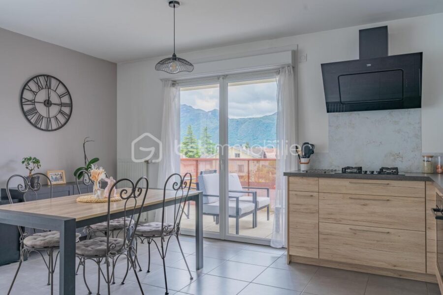 Appartement à vendre à Aix les bains — Vue montagne — photo 4