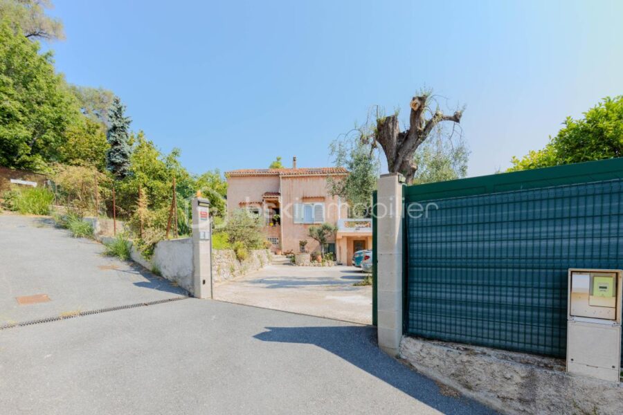 Maison à vendre à Menton — Vue mer — photo 4