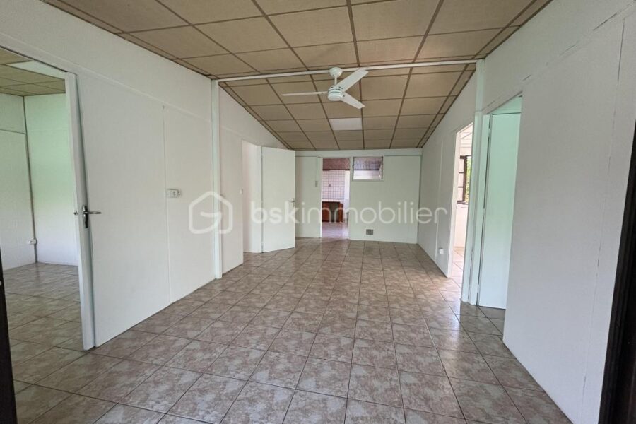 Maison à vendre à Saint benoit — Vue mer — photo 4