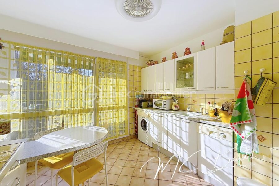 Appartement à vendre à Grenoble — Vue parc & jardin — photo 4