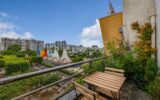 Appartement à vendre à Paris 15e arrondissement — Vue sur la ville — photo 2