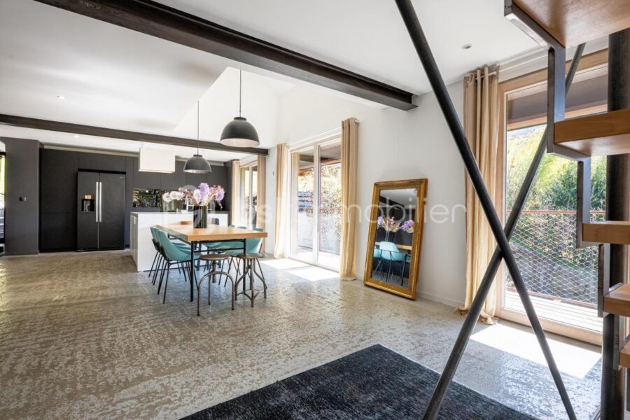 Maison à vendre à Dingy saint clair — Vue montagne — photo 4