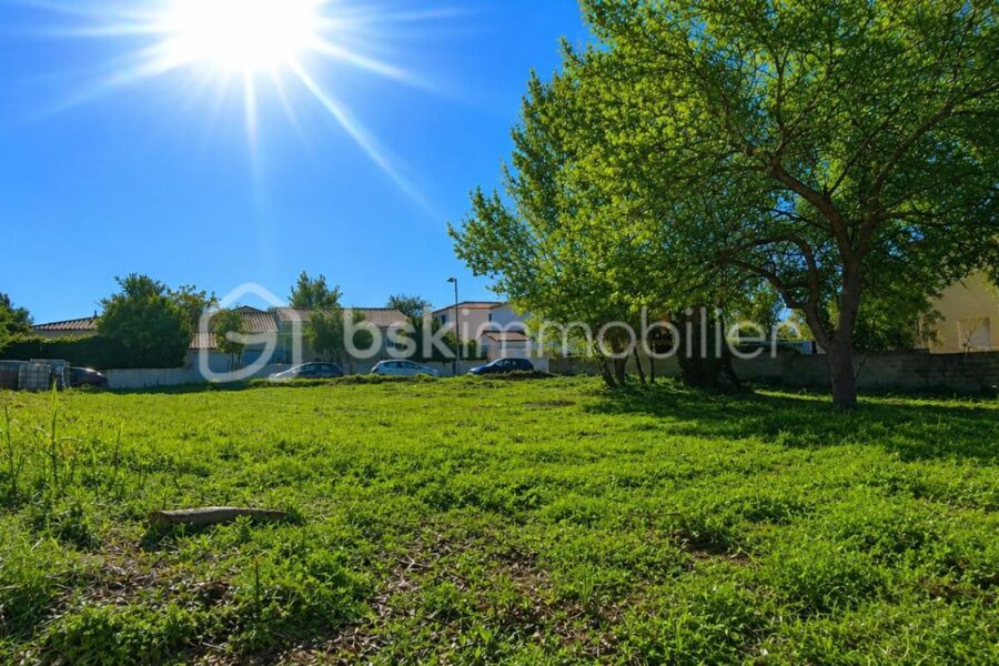 Terrain à vendre à Juvignac — Vue dégagée — photo 3