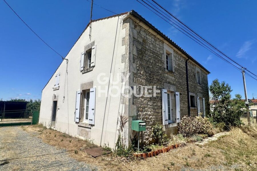 Maison à vendre à Fontenay le comte — Vue dégagée — photo 4