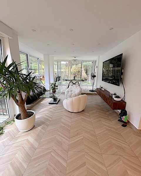 Appartement à vendre à Jouy en josas — Vue parc & jardin — photo 4