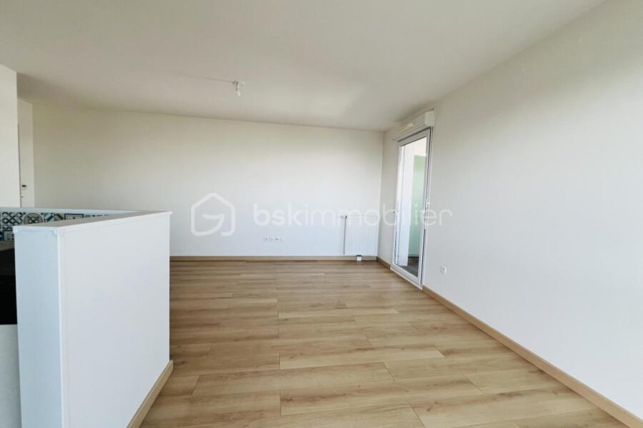 Appartement à vendre à Arcueil — Vue sur la ville — photo 4