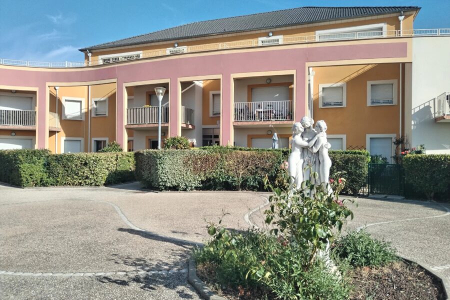 Appartement à vendre à Amilly — Vue parc & jardin — photo 4