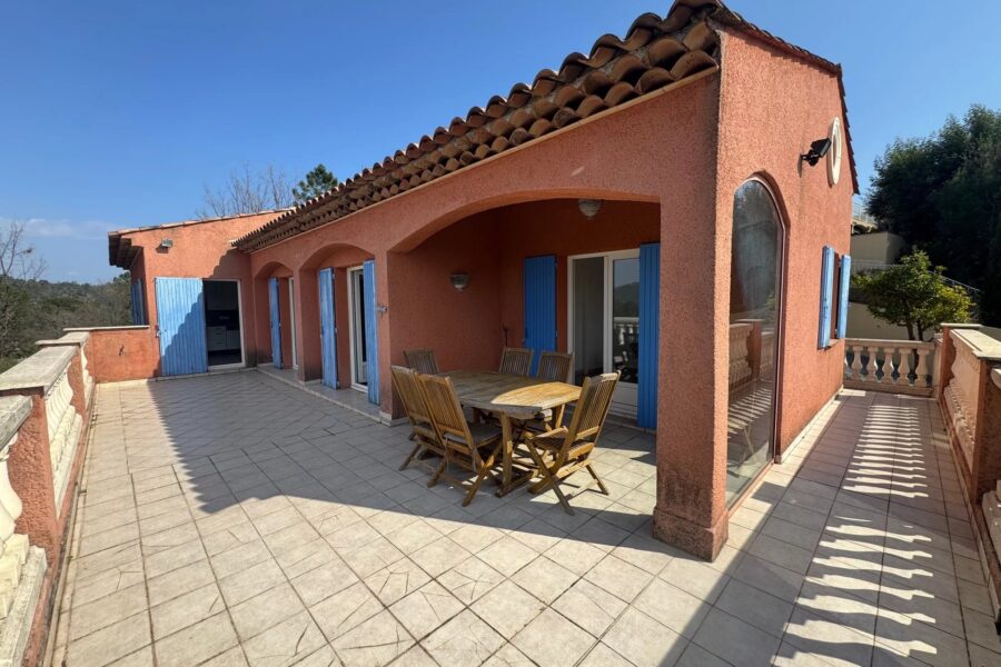 Maison à vendre à Vidauban — Vue montagne — photo 6