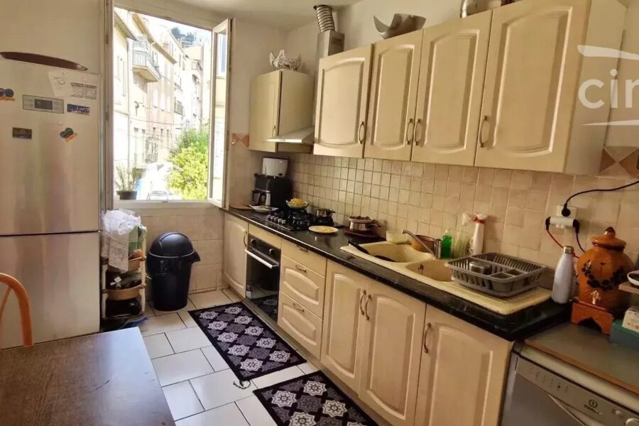 Appartement à vendre à Grasse — Vue sur la ville — photo 4
