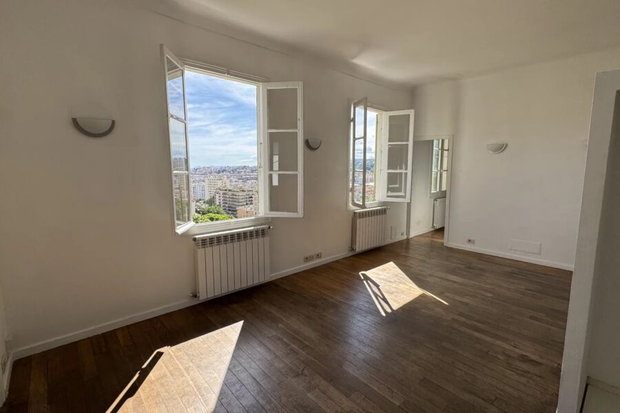 Appartement à louer à Nice — Vue mer — photo 3