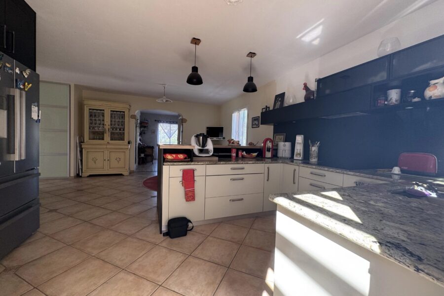 Maison à vendre à Draguignan — Vue montagne — photo 18