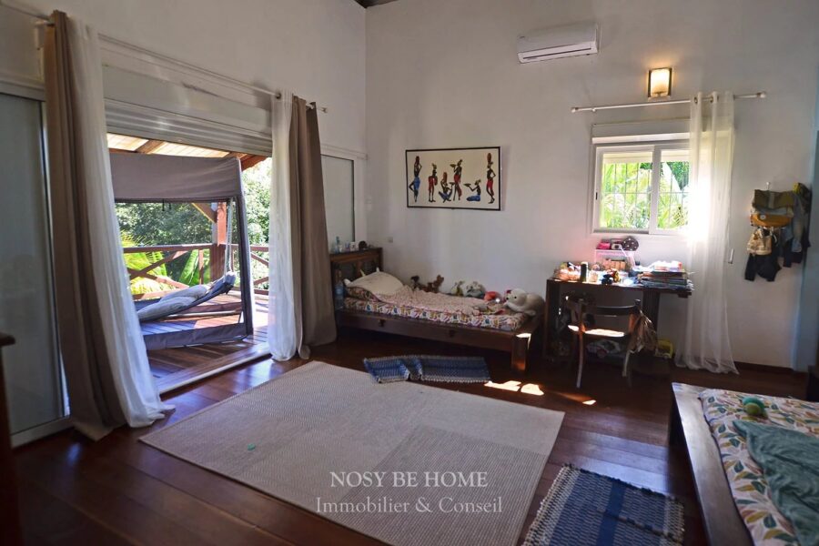 Maison à vendre à Nosy be — Vue mer — photo 18
