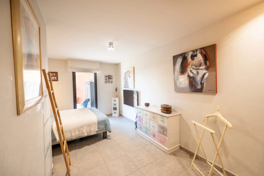 Appartement à vendre à Saint-raphaël — Vue parc & jardin — photo 11