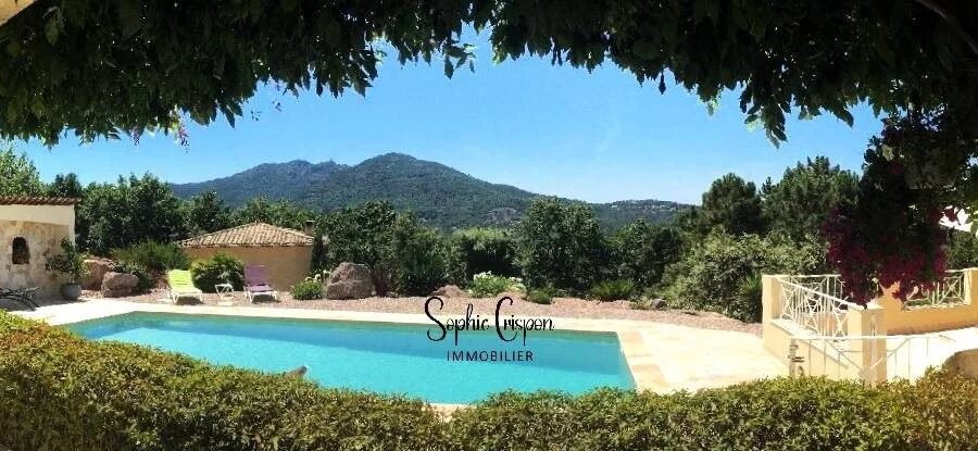 Maison à vendre à Les adrets-de-l&rsquo;estérel — Vue montagne — photo 2