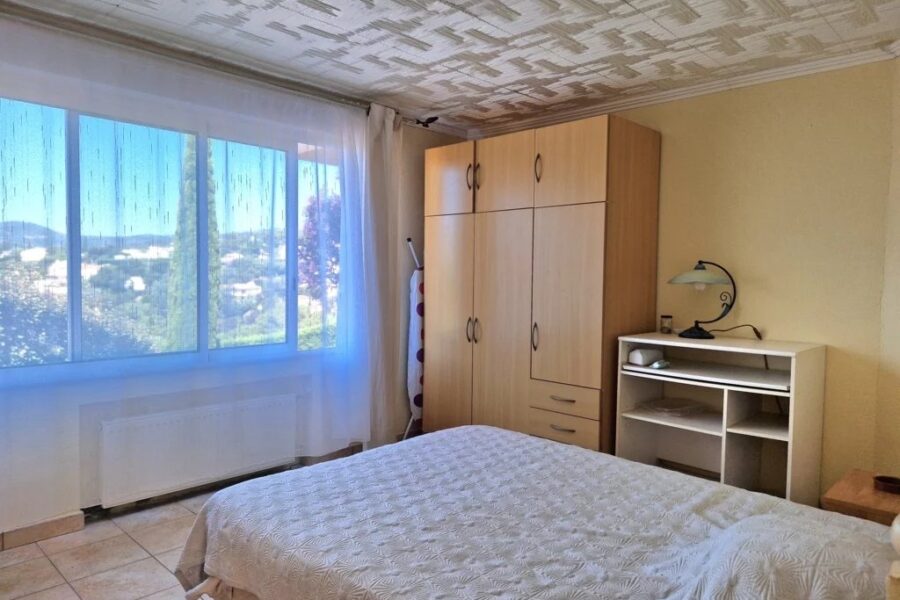 Maison à vendre à Sainte-maxime — Vue mer — photo 12