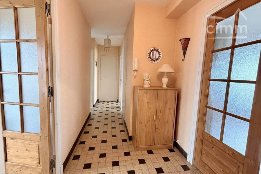 Appartement à vendre à Blois — Vue sur la ville — photo 5