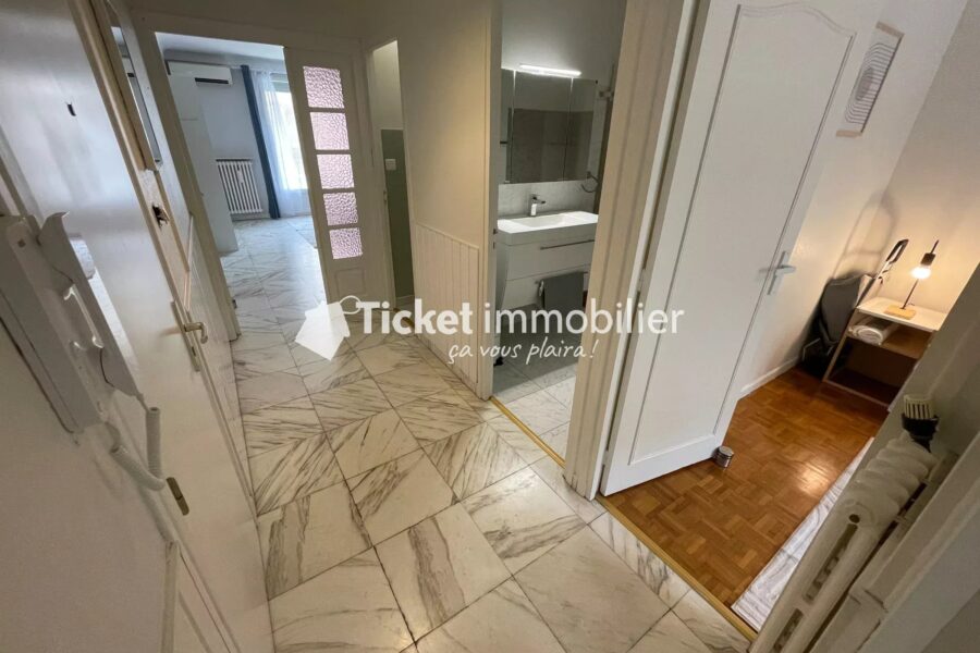 Appartement à louer à Toulouse — Vue sur la ville — photo 7