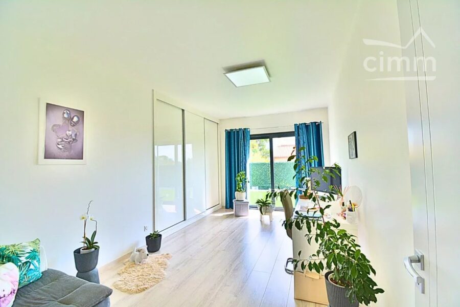 Maison à vendre à Llupia — Vue parc — photo 14