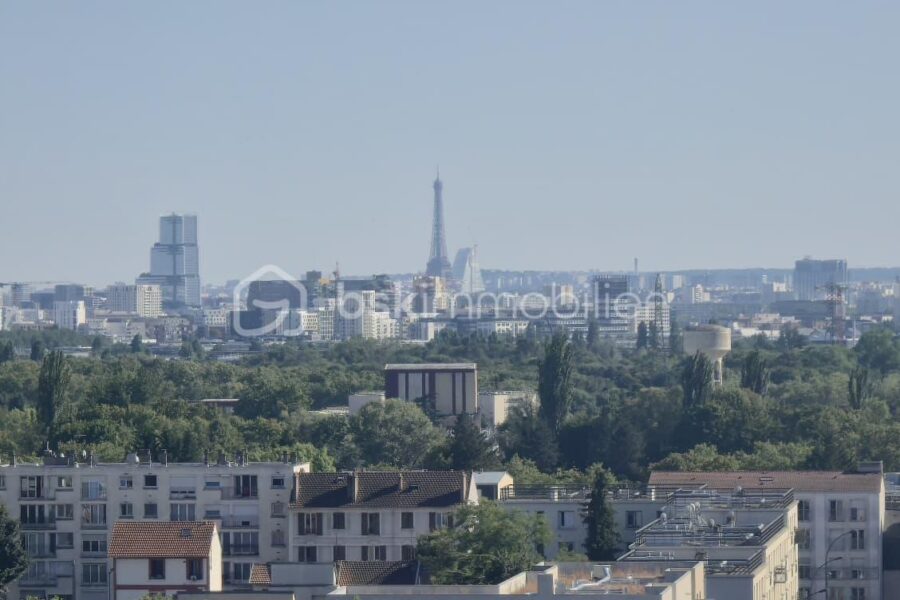 Appartement à vendre à Epinay sur seine — Vue sur la ville — photo 1