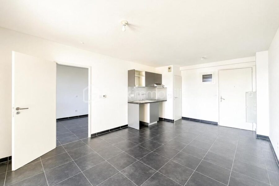 Appartement à vendre à Serignan — Vue mer — photo 4