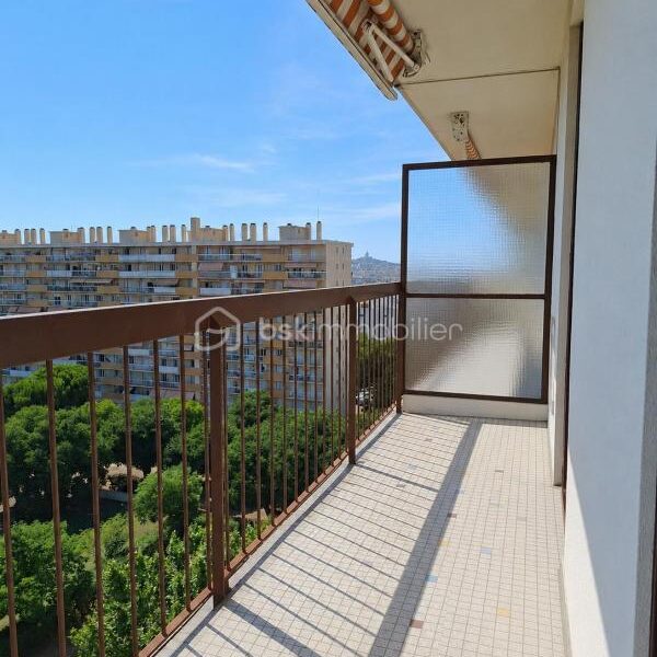 Appartement à vendre à Marseille 10e arrondissement — Vue mer — photo 4