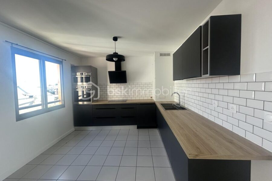 Appartement à vendre à Saint denis — Vue mer — photo 4