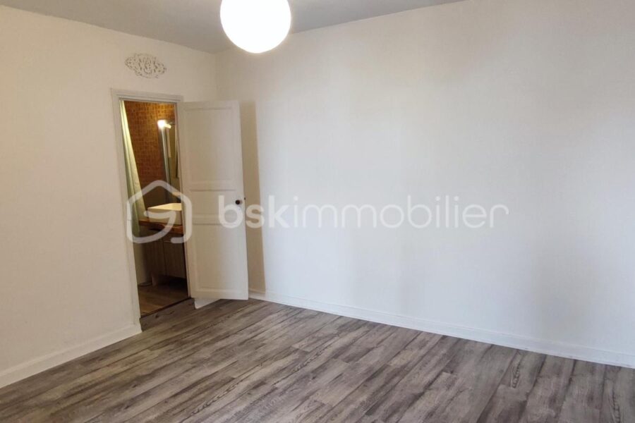 Appartement à louer à Angouleme — Vue sur la ville — photo 5