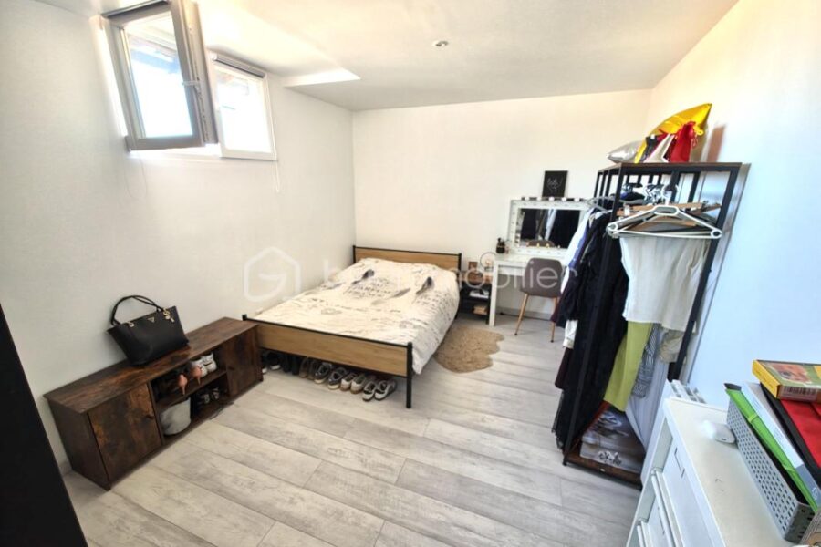 Appartement à vendre à Nimes — Vue sur la ville — photo 5