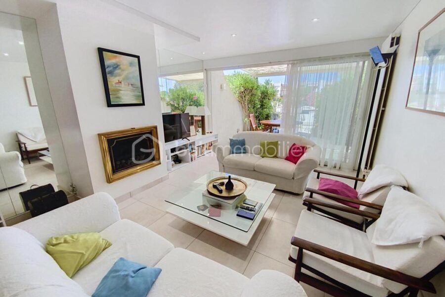 Maison à vendre à Le grau du roi — Vue marina & port — photo 5