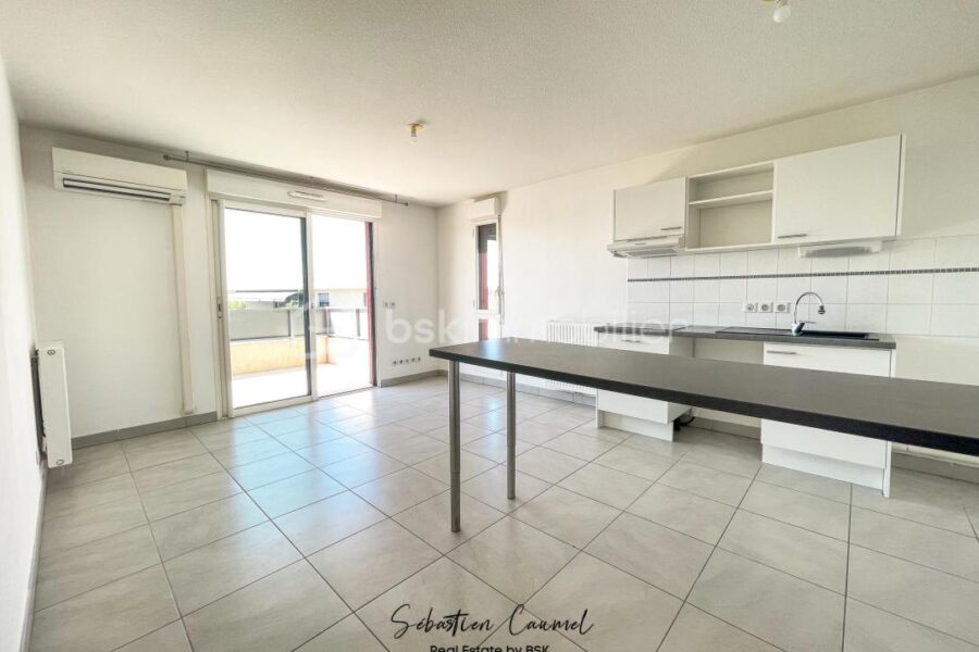 Appartement à vendre à Juvignac — Vue sur la ville — photo 5