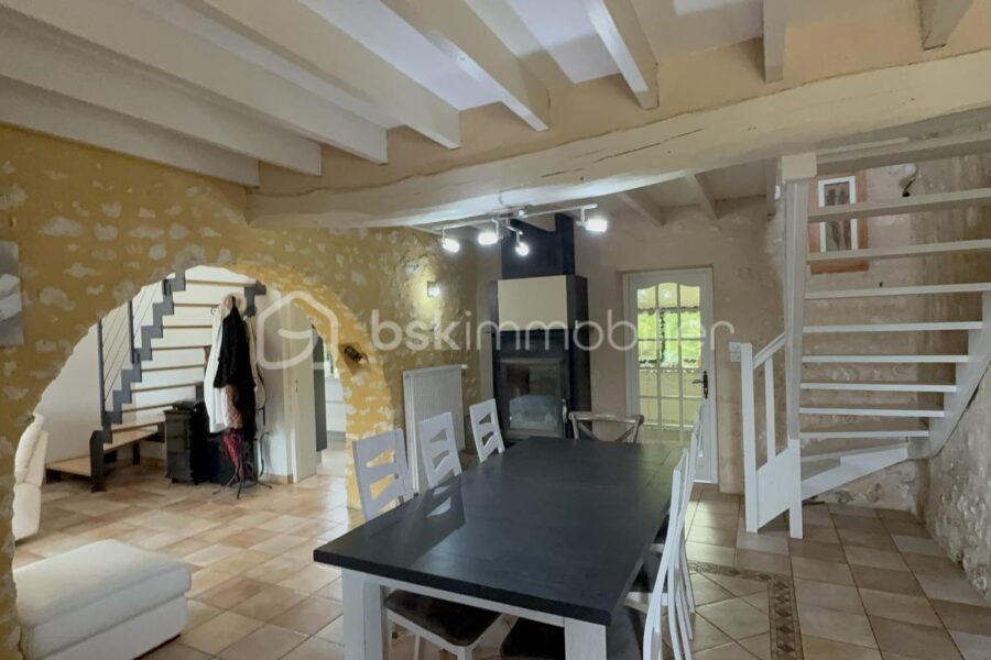 Maison à vendre à Saint germain de la coudre — Vue dégagée — photo 4
