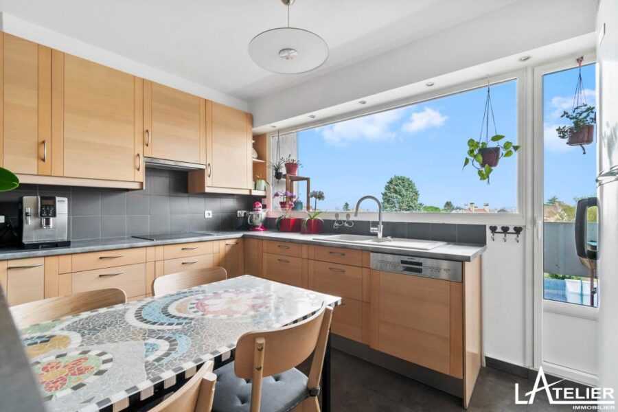 Appartement à vendre à Saint germain en laye — Vue sur la ville — photo 5