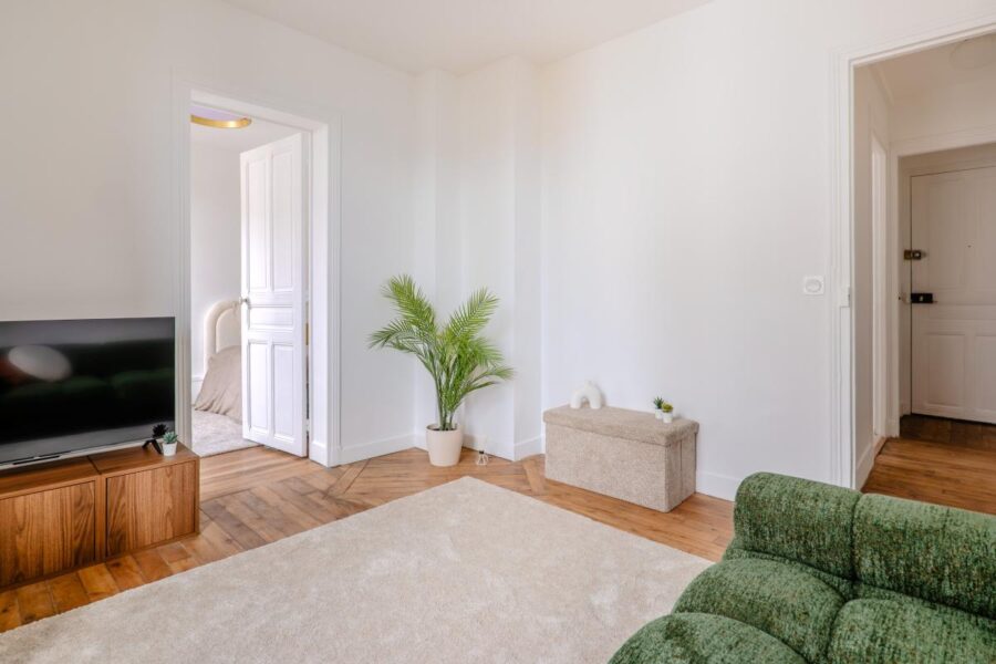 Appartement à vendre à Suresnes — Vue sur la ville — photo 5