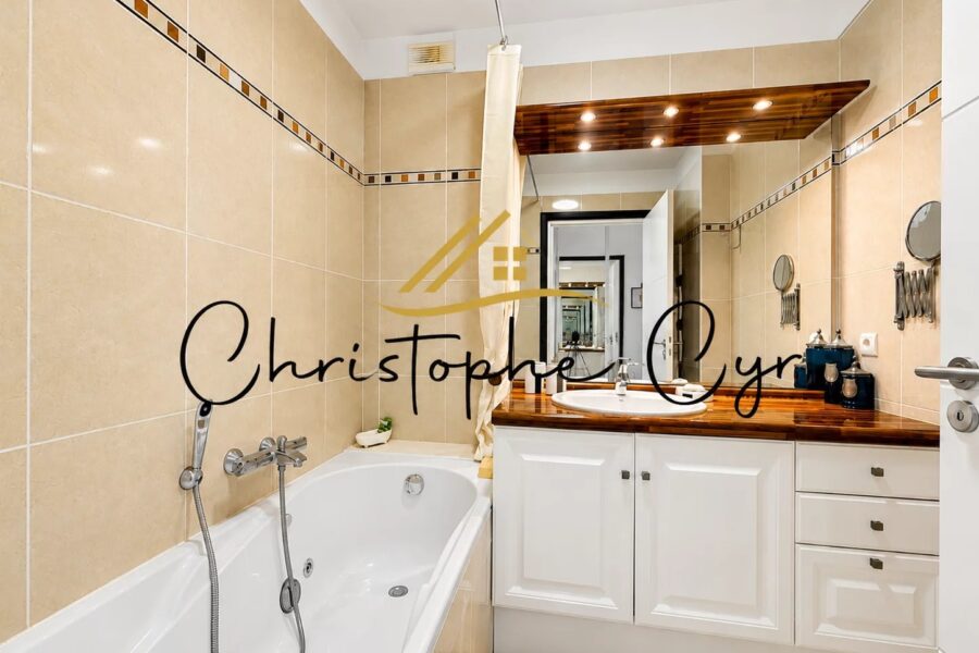 Appartement à vendre à Fréjus — Vue parc & jardin — photo 9