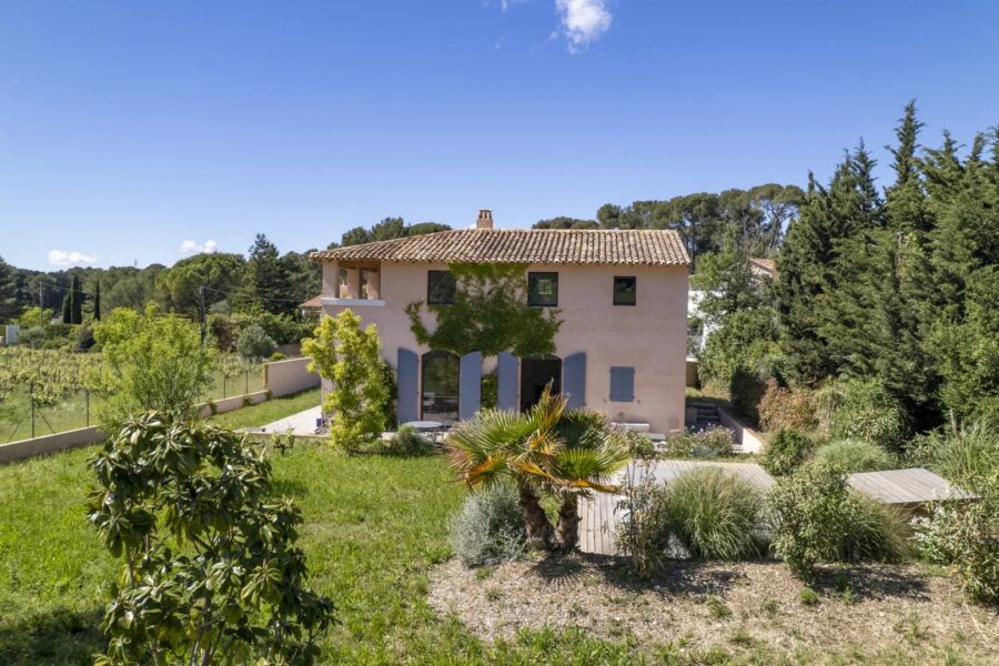 Maison à vendre à Roquefort-la-bédoule — Vue montagne — photo 3
