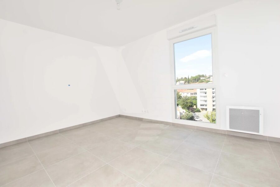 Appartement à vendre à Béziers — Vue sur la ville — photo 4